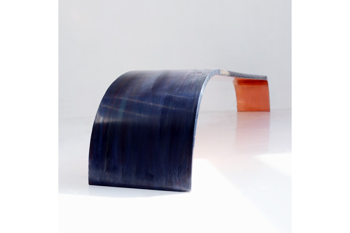 <a href="https://www.galeriegosserez.com/artistes/loellmann-valentin.html">Valentin Loellmann </a> - Copper - Long bench